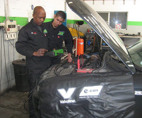 #1 Beemer Auto Services 7 e-car-beemer-auto-services-05